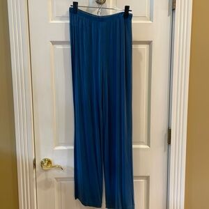 Women’s Blue Chico’s Travelers Pants size 1( same as 8/10 or Medium).
